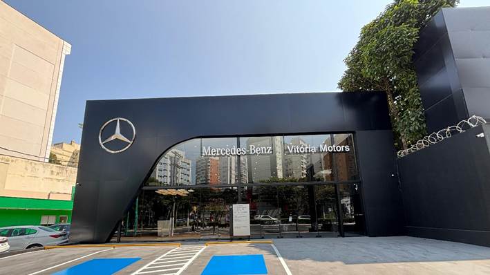 Vitória Motors Mercedes-Benz celebra 30 anos de excelência e inovação no ES